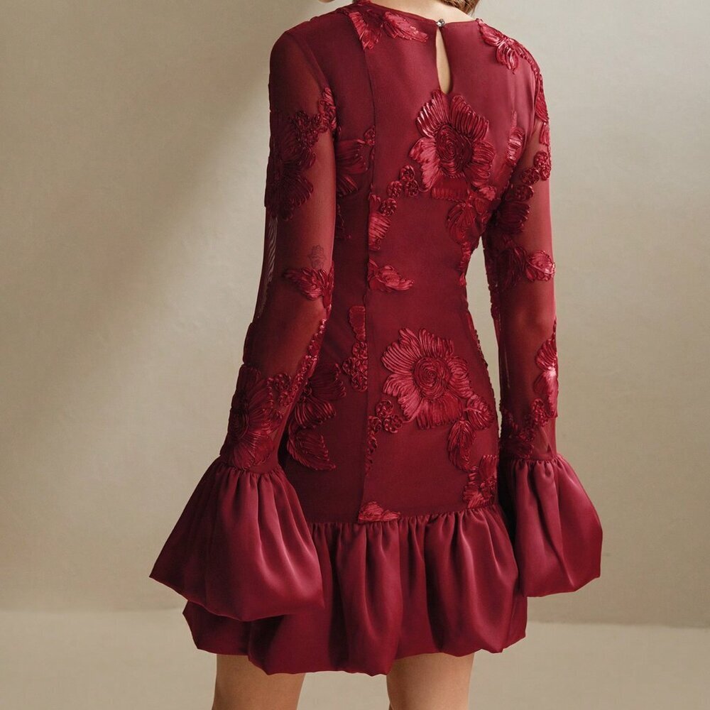 Burgundy Elegant Women's Embroidered Floral Bodycon Dress - Picture 6 of 8